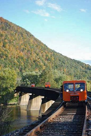 Railcars crossing the bridge at Towanda, Pennsylvania